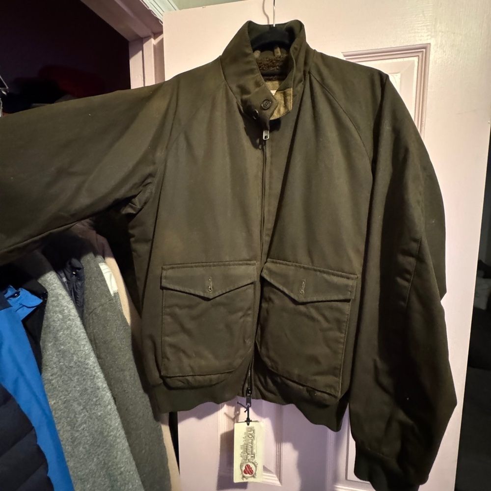 Baracuta G9 AF Waxed Pocket jacket in the "Deep Moss" color, size 40. (Tags)